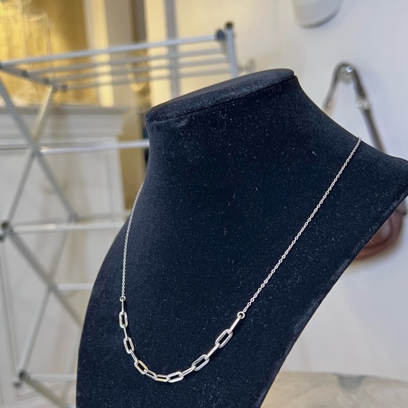 18 in • SILVER CHAIN • Dainty Necklace - Picture 5 of 7